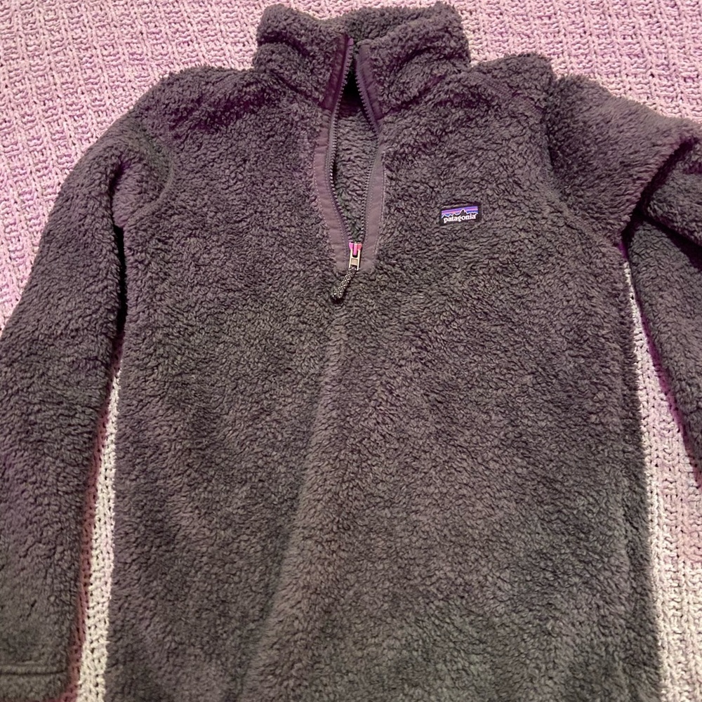 patagonia quarter zip up